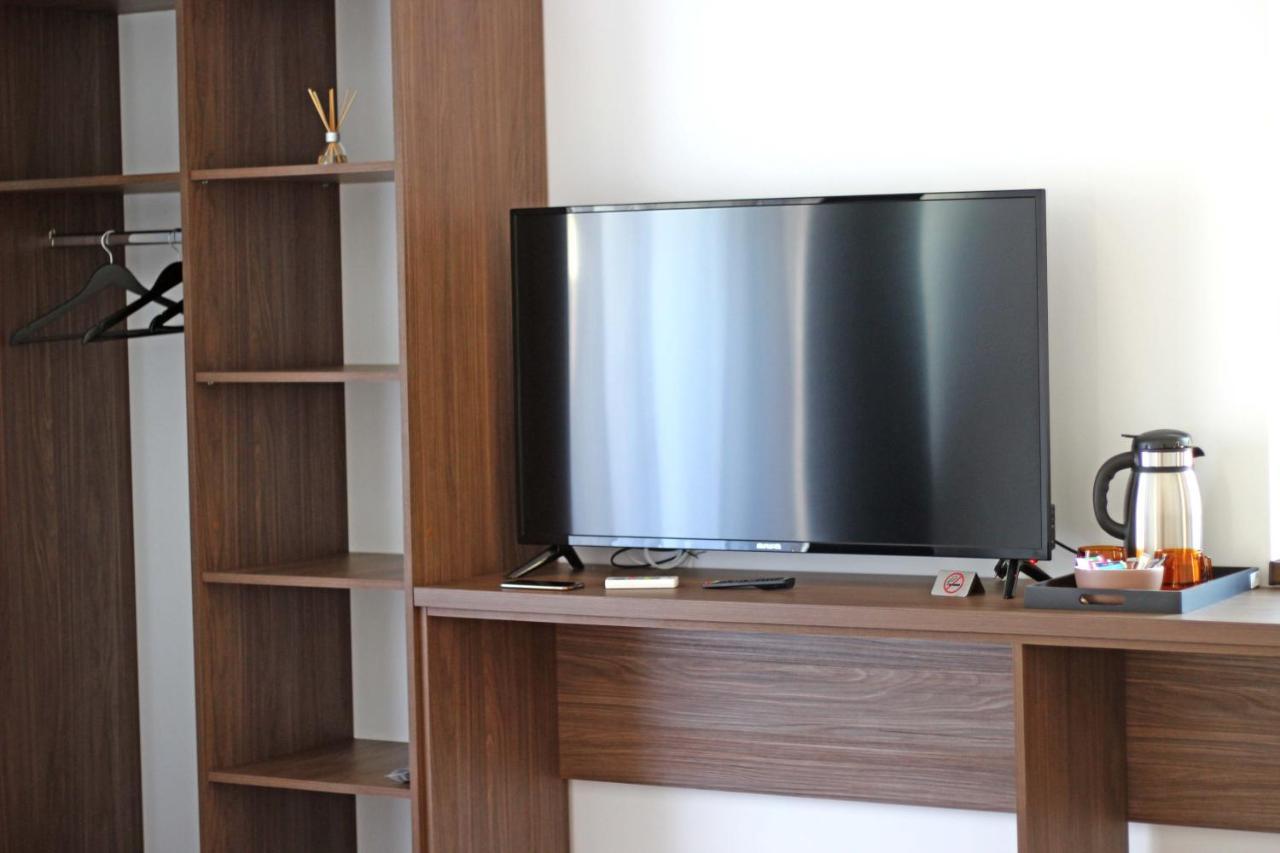 Pensiunea Casa Iorgovanul Urseni Mosnita Noua Экстерьер фото