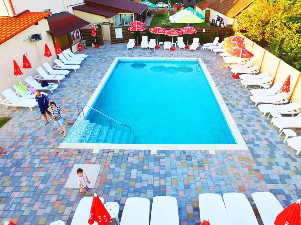 Pensiunea Casa Iorgovanul Urseni Mosnita Noua Экстерьер фото